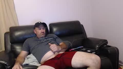 Snapshot of urslav75 chatting on November 1, 6:50 am urslav75 online show from November 1, 6:50 am