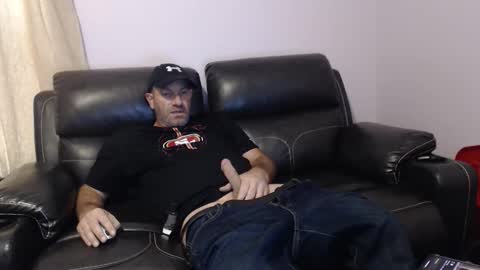 Snapshot of urslav75 chatting on October 25, 8:10 pm urslav75 online show from October 25, 8:10 pm