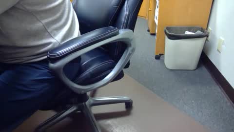 useemie online show from March 10, 9:32 pm