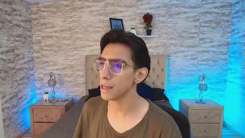 UYUKIE online show from October 30, 12:06 pm