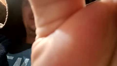 v19861979 online show from March 4, 8:43 am