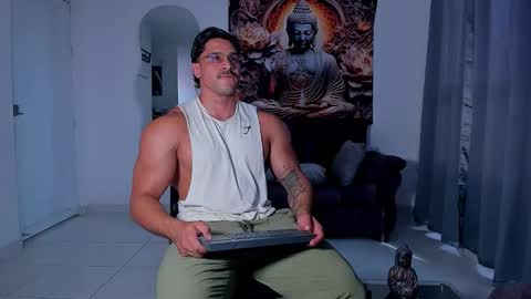    online show from October 30, 8:10 pm