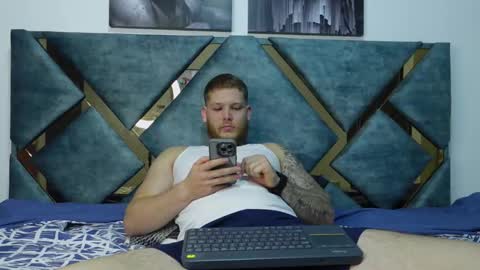 Valentino Ferrari online show from October 22, 1:31 am