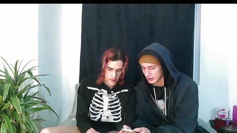 Vamp Noah and Dan online show from January 11, 2:52 am