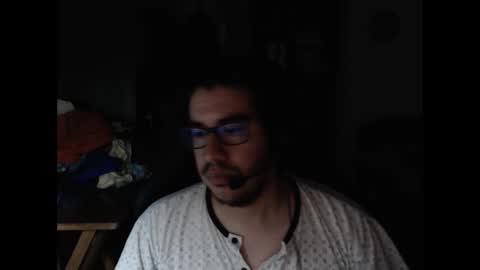 Snapshot of vancoserx111 chatting on January 8, 1:21 am vancoserx111 online show from January 8, 1:21 am