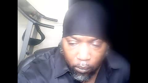 vandall3394 online show from March 20, 4:05 am