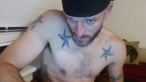 vanillasnackpack007 online show from September 13, 4:57 am