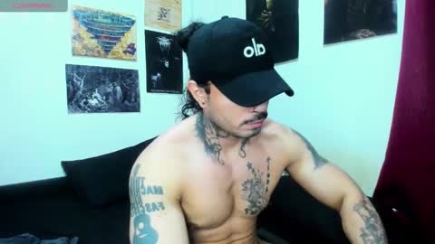 vanvelckan_ online show from February 1, 3:05 am