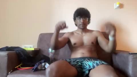 varun_00707 online show from April 14, 8:03 am