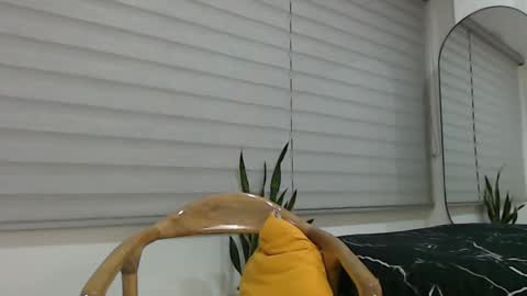 Snapshot of velascosexyboy chatting on January 24, 3:54 am velascosexyboy online show from January 24, 3:54 am