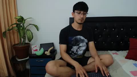 versatileguuy online show from March 4, 1:56 am