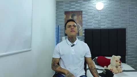 Victor cardenas online show from December 21, 1:15 am