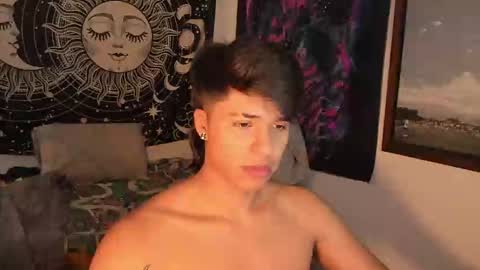 Victorino Jhonson online show from December 5, 3:39 pm