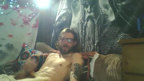 viking43211 online show from October 12, 10:09 am