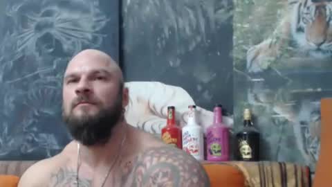 viking online show from November 28, 8:22 pm