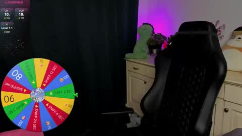 Vincent Strong online show from November 27, 9:24 am