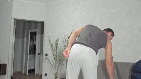 Vincent.  uncut 18cm online show from December 30, 7:11 pm