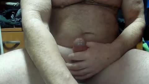 Snapshot of vinnyglass chatting on December 28, 1:51 pm Vinny online show from December 28, 1:51 pm