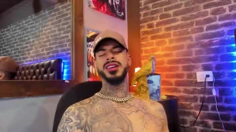 ---Vinzen--- online show from February 13, 7:14 am