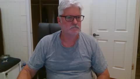 Snapshot of viper654321 chatting on October 2, 8:07 am viper654321 online show from October 2, 8:07 am