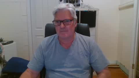 Snapshot of viper654321 chatting on January 30, 7:18 am viper654321 online show from January 30, 7:18 am