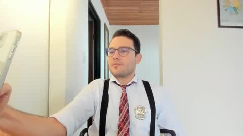 Vito Ferrer online show from November 7, 12:19 pm