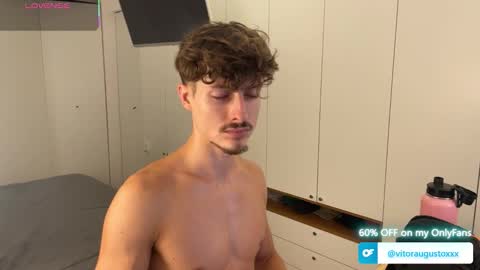 vitoraugustoxxx online show from January 14, 7:39 pm