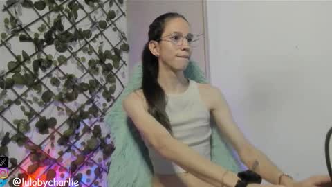 vodkadelulo online show from November 6, 7:17 pm