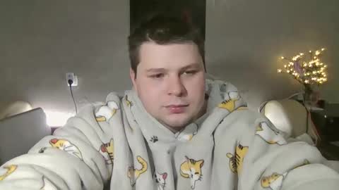 Snapshot of volshebnik_130 chatting on February 27, 4:53 pm Volshebnik1302 online show from February 27, 4:53 pm