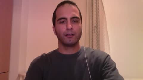 volve5 online show from December 5, 8:02 pm