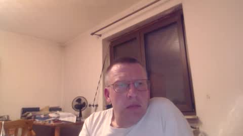 vthomasp719 online show from May 21, 7:29 pm