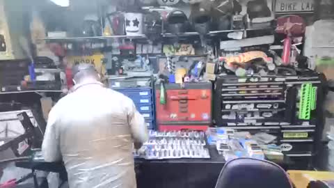 Snapshot of wakesblowinclouds chatting on October 20, 2:10 pm wakesblowinclouds online show from October 20, 2:10 pm