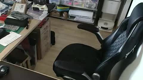 Waldo online show from May 28, 8:12 am