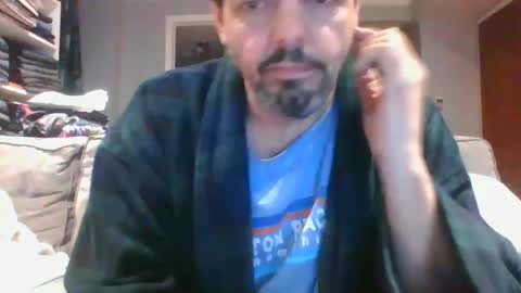 walker033 online show from March 2, 5:33 am