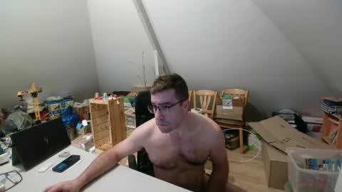 wammes online show from December 12, 9:48 pm