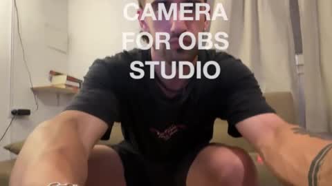 wearetwo online show from December 17, 4:12 am