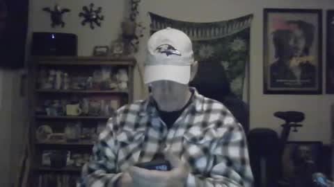 Snapshot of waterfire420 chatting on February 20, 6:28 am waterfire420 online show from February 20, 6:28 am