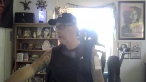 Snapshot of waterfire420 chatting on October 22, 8:11 pm waterfire420 online show from October 22, 8:11 pm