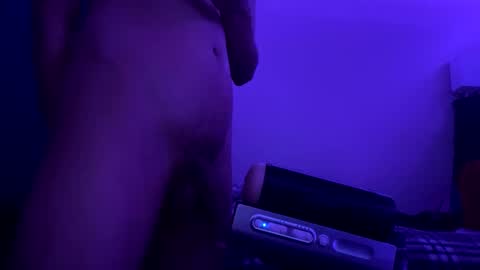 Snapshot of waxx954 chatting on December 6, 11:22 am Waxx online show from December 6, 11:22 am