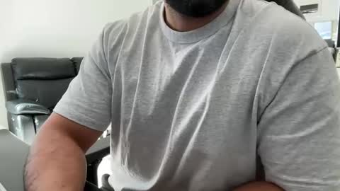 Weapon X online show from February 17, 10:36 pm