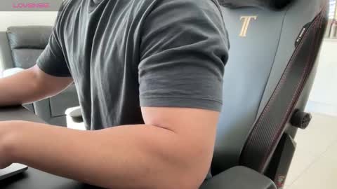 Weapon X online show from September 21, 11:49 pm