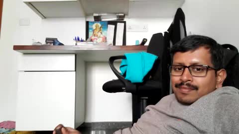 sexyguy online show from February 10, 10:09 am