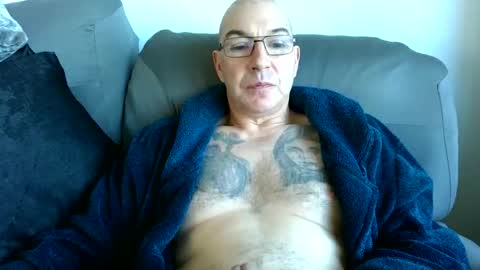 wechatistrokeurub online show from October 17, 9:13 am