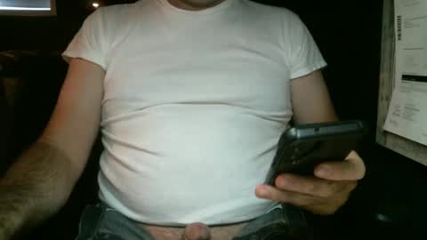 Snapshot of wellandwelland chatting on September 12, 12:49 pm wellandwelland online show from September 12, 12:49 pm