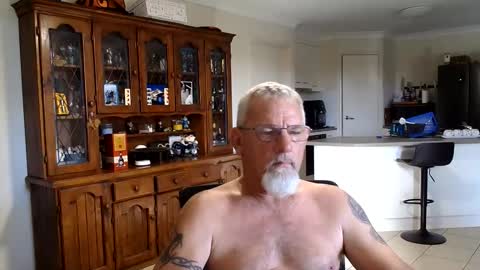 Wellhelloo online show from March 23, 5:57 am