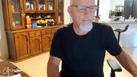 Wellhelloo online show from July 6, 5:37 am