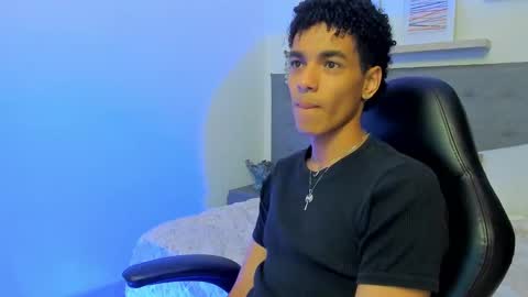 WES online show from February 27, 4:06 pm