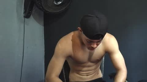 wesley_77 online show from March 7, 4:27 pm