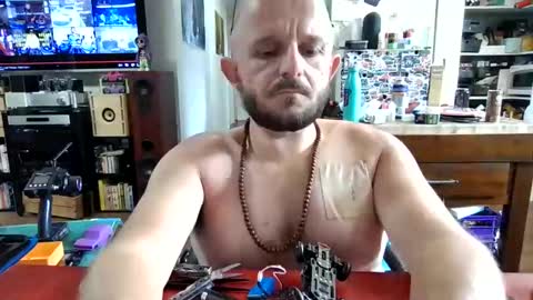 Snapshot of wheelzie chatting on January 4, 3:18 am wheelzie online show from January 4, 3:18 am