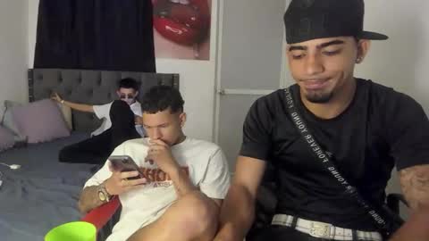 white online show from May 25, 4:29 am